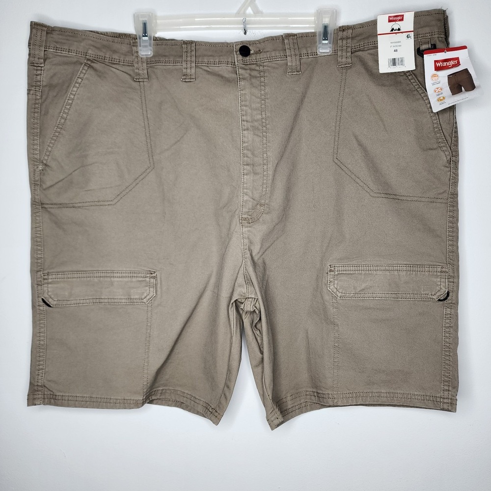 Wrangler Heavyweight Hiker Shorts Men 48 Beige Cargo Comfort Waist Outdoor NWT